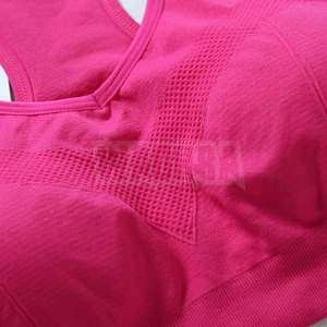 สปอร์ตบราคุณภาพพรีเมียมสำหรับผู้หญิง ผ้ายืดสแปนเด็กซ์ โพลีเอสเตอร์ สปอร์ตบราไร้ตะเข็บสำหรับผู้หญิง - Product Image 4