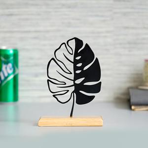 Sculpture de feuille en métal noir design sur base en bois Accent de table parfait pour des intérieurs minimalistes et élégants - Product Image 6