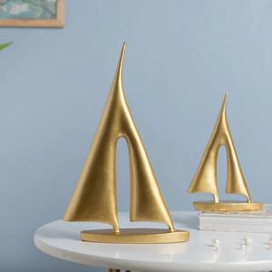 Expensive Aluminium Boat Sculpture Attractive Shape With Black & <b>Gold</b> Finishing Metal Sculpture for Table Top Centerpiece - Product Image 2