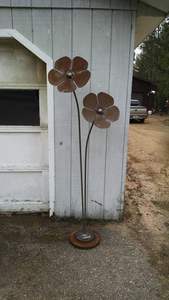 <b>Metal</b> Garden <b>Stake</b> in Flower Shape or in Customized Design With Export Quality Garden <b>Stake</b> in Wholesale Prices - Product Image 2