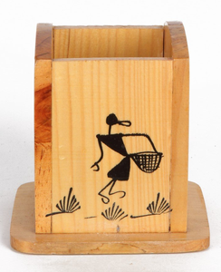 Vase décoratif en bois fabriqué à la main avec décoration de salon de sculptures florales - Product Image 6