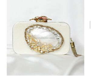 กระเป๋าถือมุกแฮนด์เมดสำหรับผู้หญิงกระเป๋าคลัทช์ลูกปัดสำหรับงานราตรีสำหรับงานปาร์ตี้ - Product Image 6