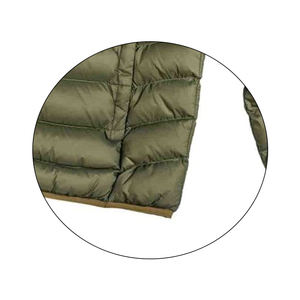Chaqueta acolchada con capucha plegable cálida resistente al agua con cremallera de lona, decoración de piel de oveja, informal, Color Oliva liso, novedad de 2024 - Product Image 6