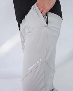 กางเกงไฮบริดสีเทาแบบปรับแต่งได้สำหรับผู้ชายกางเกงฝึกยิมกางเกงผู้ชายมีกระเป๋าใส่สบายมีซิป - Product Image 5