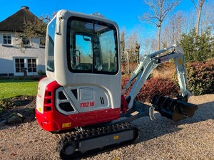 Nueva Miniexcavadora TAKEUCHI TB216 con Cilindro Hidráulico Eaton y Alta Potencia de Excavación - Product Image 5