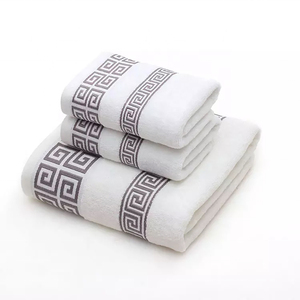 Wholesale <b>Turkish</b> Luxury Disposable <b>Bath</b> <b>Towels</b> 100% Cotton Quick-Dry Customizable Size Color Tropical Modern Novelty Pattern - Product Image 3