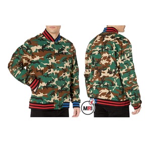 Venta al por mayor de alta demanda de la selva chaqueta táctica cortavientos de cuello alto de invierno al aire libre estampado de camuflaje 100% chaqueta de campo de algodón - Product Image 3