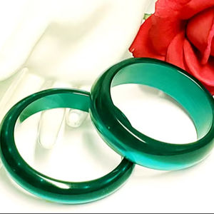 Brazalete de Resina de Moda, Nuevo Diseño, Brazalete de Resina Moderno para Mujer, Colección de Joyería para Bodas - Product Image 1