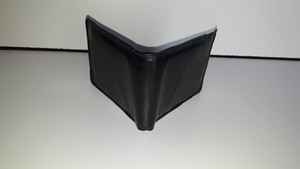 Billetera de cuero personalizada A mano, accesorio para el caballero o mujer, con logotipo personalizado - Product Image 3