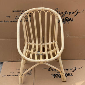 Chaise avec nœud de poupée en rotin de qualité supérieure Chaises pour enfants personnalisées pour le salon et la conception minimaliste des bébés et des enfants - Product Image 3