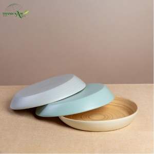 Bandeja de Bambú Hilado Artesanal - Duradera, Ligera, Ecológica, Fácil de Limpiar, Acabado Lacado para Catering y Uso Residencial - Product Image 1