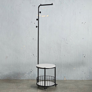 Perchero de Hierro Moderno y Minimalista para Sala de Estar con Superficie de Piedra KPT68034 - Product Image 4