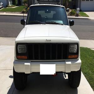 JEEP CHEROKEE LIMITED 4X4 USADO, 2000, Volante a la Izquierda/Derecha - Product Image 1