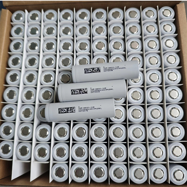18650 32E 3.6V 3200mAh 3C Rechargeable Li-ion Battery Cell for Flashlights Power Banks Portable Electronics DIY