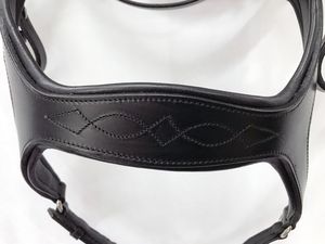 Brida Grackle Cuero anatómico Costura elegante Brida Comodidad Totalmente acolchada con riendas negra - Product Image 2