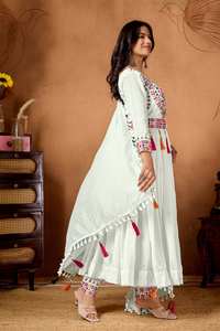 ชุดอนาลกาลีสำหรับงานปาร์ตี้ชุดอินเดียและปากีสถานปักลายเรียงตามลำดับ - Product Image 3