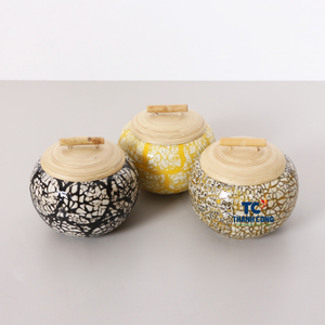 Boîte cadeau en bambou faite à la main incrustation de coquille d'œuf artisanat élégant parfait pour le cadeau de vacances du Ramadan Eid et l'utilisation décorative de style islamique - Product Image 1