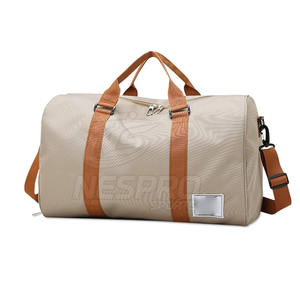 Sacs de sport en cuir au design personnalisé en gros Sacs de sport en cuir de qualité supérieure, respirants, de couleur unie - Product Image 2