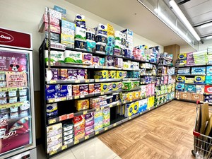 Proveedor directo Estantería de alambre de doble cara 2110*900*450mm Estantes de supermercado traseros de malla Exhibición de tienda Estantes de góndola al por menor - Product Image 5