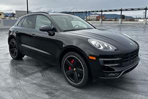 Porsche Macan Turbo 2017 Usado, Motor V6 Turbo de 400 hp, Tracción en las Cuatro Ruedas, Paquete Premium Plus, Propiedad de California - Product Image 2