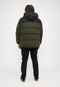 2026 nouveauté hommes personnalisé doudoune haute rue Style veste d'hiver avec col montant motif décoration nouveau Design - Product Image 4