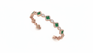 Emerald and Gold & Diamond Clover Women <b>Bracelet</b> For Wedding Party Anniversary Gift Romantic Celebrations - Product Image 4