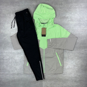 High Quality Custom Lightweight Polyester Tracksuits Hooded Streetwear Windbreaker Tracksuit for Men and <b>Women</b> Winter - Product Image 5