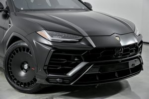 Lamborghini Urus 2022 - SUV noir mat d'usine - Product Image 4
