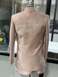 Sherwani de style Maharaja le plus vendu pour hommes, tenue de marié haut de gamme, fournisseur en gros, vêtements de réception de mariage, commande en gros - Product Image 4