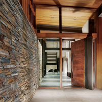 DAIYA – portes pivotantes modernes pour maison de luxe européenne