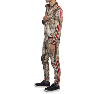 Venta caliente de alta calidad diseñe sus propios hombres Sublimación Chándal Nuevo estilo Hombres Slim Fit Chándal para la venta - Product Image 3