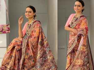 Saree unique en coton 100% imprimé numériquement avec chemisier pour mariage et occasion festive de fournisseur indien - Product Image 4