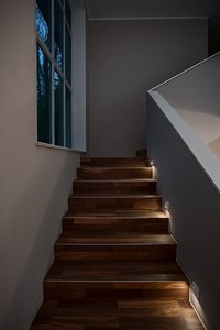 Luce notturna a LED per scale Nightlux con sensore crepuscolare e di presenza IP54 (Ledvance 4058075260733) - Product Image 3