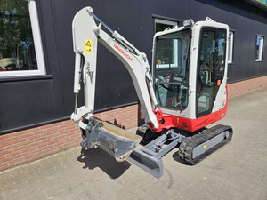 Mini-excavatrice Takeuchi TB216 d'occasion abordable – Achetez maintenant les mini-excavatrices sur chenilles Takeuchi TB175/TB150/TB160/TB230/TB216/TB260 - Product Image 4