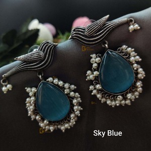 Pendientes de plata Réplicaa, pendientes elegantes de pájaro, pendientes elegantes con ropa para niñas, ropa de fiesta Cascul - Product Image 5