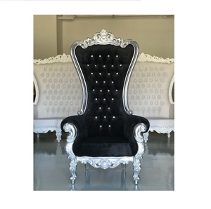 Elegante silla de madera de lujo Ideal para espacios de comedor formales que brindan calidez encantadora y belleza de madera natural a las mesas - Product Image 1