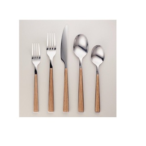 Poignée de finition en bois Ensemble de couverts à thème décoratif Finition peinte avec plusieurs tailles et motifs façonnés Ensembles de couverts - Product Image 1