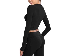 Tops cortos de manga larga de Venta caliente para mujeres Tummy Cross Fitted Yoga Running Shirts Gym Workout Tops - Product Image 5