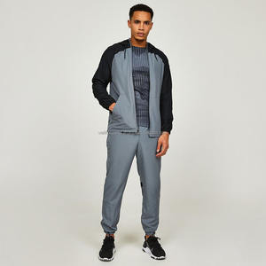 Logotipo personalizado 100% Poliéster Ropa activa Secado rápido Impreso XXL Cremallera Jogging Chándal Transpirable Plus Gimnasio de invierno Ropa deportiva - Product Image 2