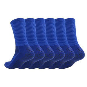Chaussettes de sport personnalisées OEM, antidérapantes, respirantes, mi-mollet, vente en gros, chaussettes de sport athlétiques en provenance du Pakistan - Product Image 2