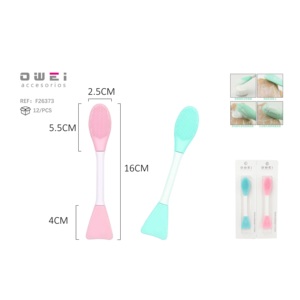 Brosse nettoyante double face en caoutchouc durable pour une exfoliation et un nettoyage efficaces - Product Image 1