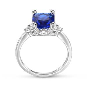 Jeulia Classic <b>Emerald</b> Cut Sterling <b>Silver</b> Engagement <b>Ring</b> with Claw Setting - Product Image 3