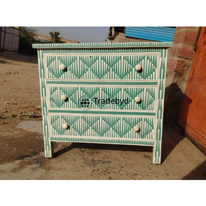 Table de chevet réglable en os incrusté de style moderne artisanal, motifs élégants, pièce d'accentuation de console pour l'école, Tradebyd - Product Image 4