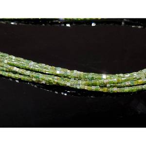 Diamant vert scintillant facetté de qualité AAA+ en forme de cube, 100 % naturel, pour bijoux personnalisés et diamants en vrac - Product Image 3