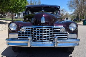 C-adillac Serie 62 Club Coupe USADO de 1942 - Product Image 1