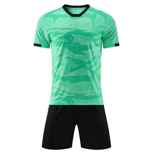 Proveedor de Uniformes de Fútbol Personalizados para Adultos Unisex, Conjunto de Camiseta y Pantalones Cortos de Alto Rendimiento, Tejido Transpirable de Secado Rápido, Anti-UV para Clubes - Product Image 2