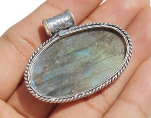 <b>Unique</b> Vintage Labradorite Carving Pendant Designer Gemstone Gold Plated Sterling Silver Jewelry <b>Gift</b> <b>for</b> <b>Her</b> - Product Image 3