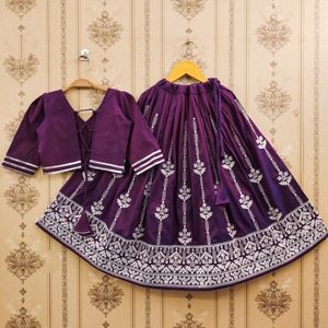 Ensemble Lehenga Choli pour enfants Shoryam Fashion, violet brodé, longueur au sol |   Vêtements ethniques pour filles en gros pour Diwali et mariage - Product Image 2