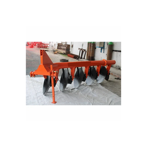 Tractor de Alto Rendimiento Internacional con Disco de Arado, 4WD, Uso Agrícola a Gran Escala, Motor con Caja de Cambios de 160HP - Product Image 1