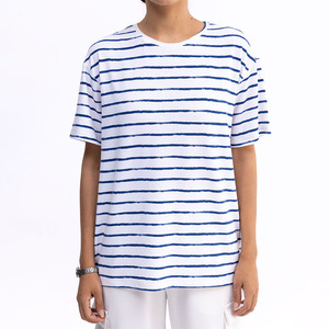 Camiseta de Mujer Personalizada de Alta Calidad, Diseño Moderno y Elegante, Camiseta de Algodón con Rayas Azul Marino Hecha a Mano en Pakistán, Venta al por Mayor - Product Image 1